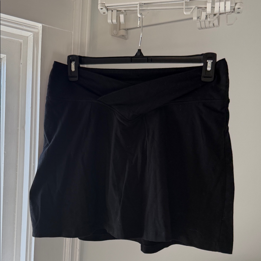 Pink Victoria's Secret Classic Black V Skort